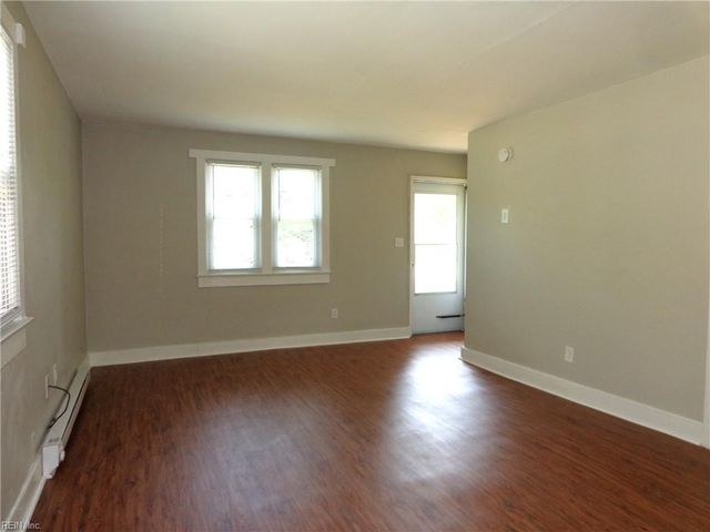 311 W Little Creek Rd Apt E, Norfolk, VA 23505