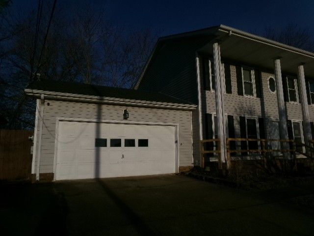 1065 Biltmore Pl, Clarksville, TN 37042