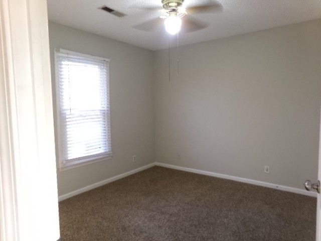 1065 Biltmore Pl, Clarksville, TN 37042