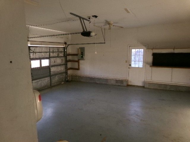 1065 Biltmore Pl, Clarksville, TN 37042