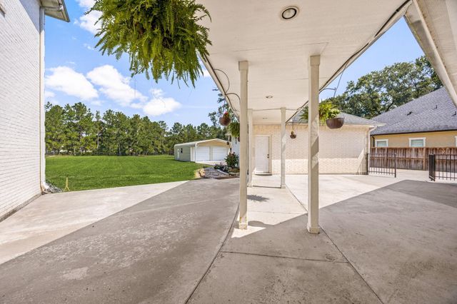 19509 Desna Drive, Porter, TX 77365