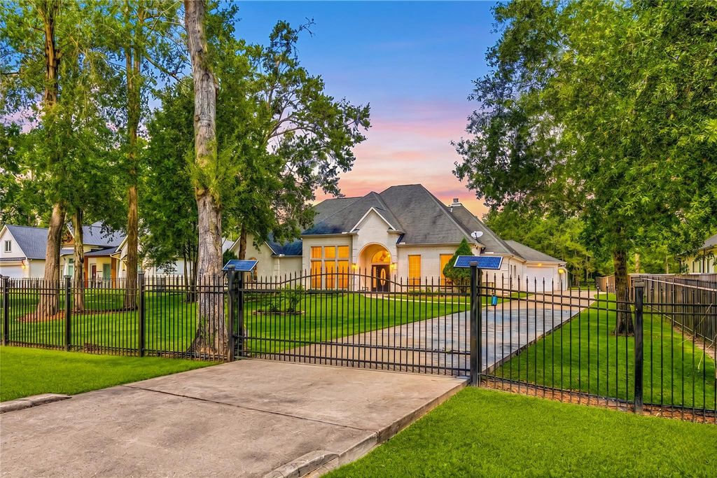 19509 Desna Drive, Porter, TX 77365