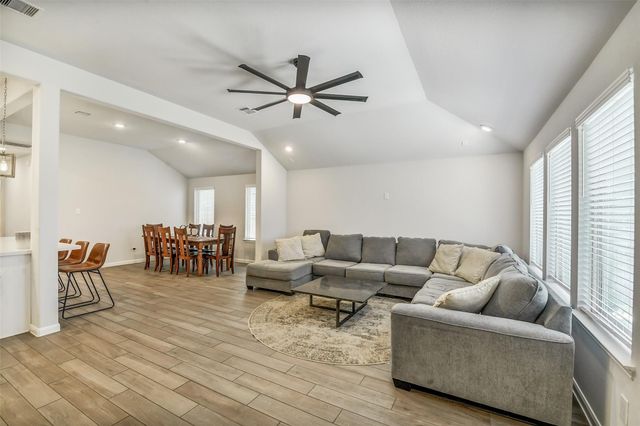 19338 Palfrey Prairie Trail, Tomball, TX 77377