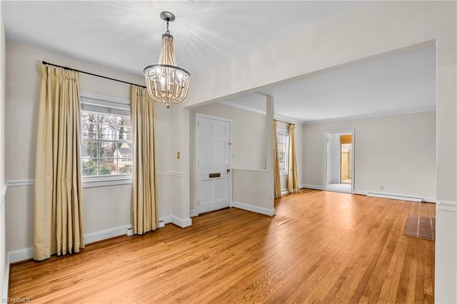 1813 Colonial Avenue, Greensboro, NC 27408