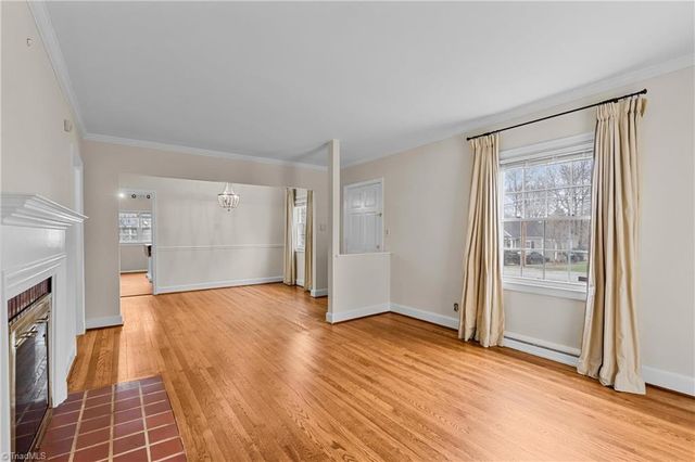 1813 Colonial Avenue, Greensboro, NC 27408