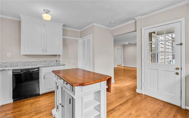 1813 Colonial Avenue, Greensboro, NC 27408