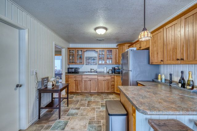 416 Cold Springs River Dr, Concan, TX 78873