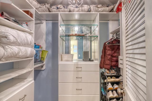 416 Cold Springs River Dr, Concan, TX 78873