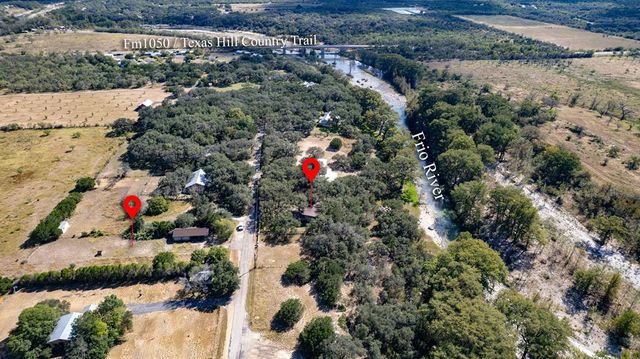 416 Cold Springs River Dr, Concan, TX 78873