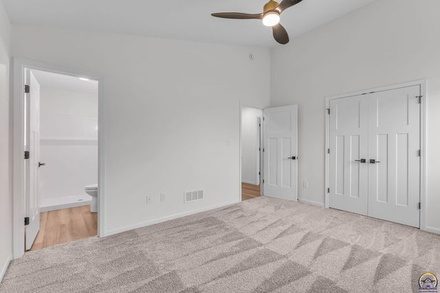 1928 NW 8th St, Topeka, KS 66608