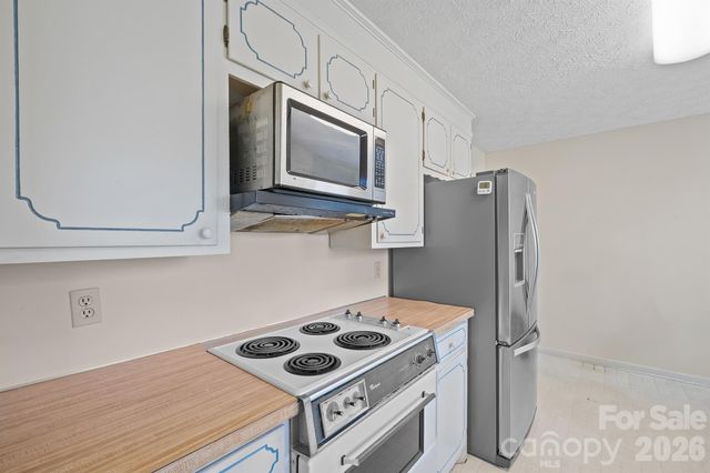 2153 S Fork Drive, Morganton, NC 28655