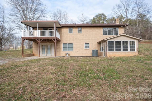 2153 S Fork Drive, Morganton, NC 28655
