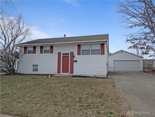 1124 Bookwalter Avenue, New Carlisle, OH 45344