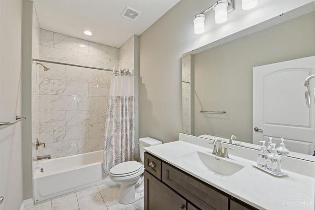 6753 Liberty Circle, Liberty Twp, OH 45069