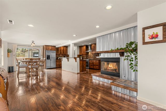 851 Wheeler Hill Road, Wenatchee, WA 98801