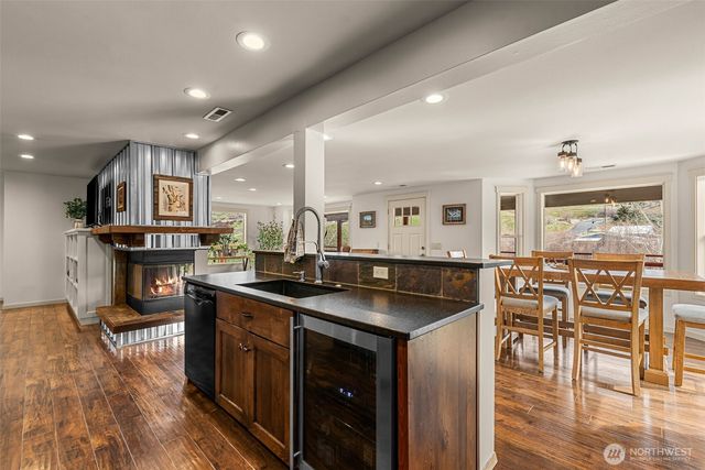 851 Wheeler Hill Road, Wenatchee, WA 98801