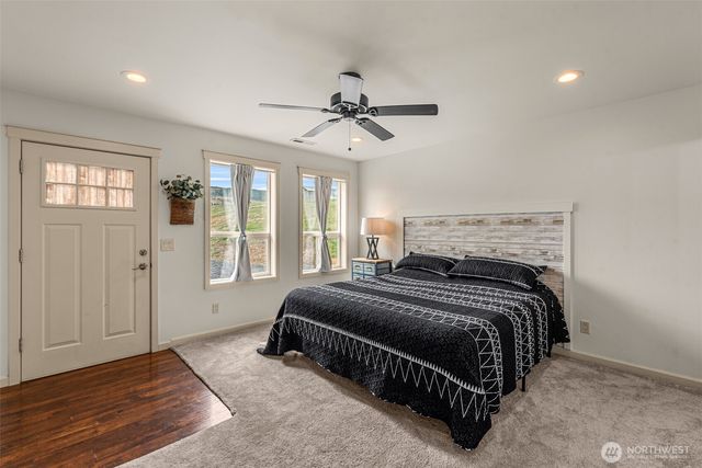 851 Wheeler Hill Road, Wenatchee, WA 98801