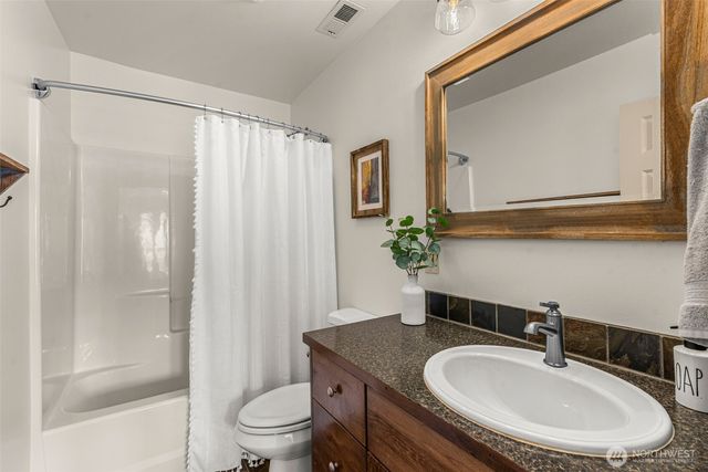 851 Wheeler Hill Road, Wenatchee, WA 98801