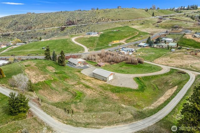 851 Wheeler Hill Road, Wenatchee, WA 98801
