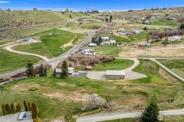 851 Wheeler Hill Road, Wenatchee, WA 98801