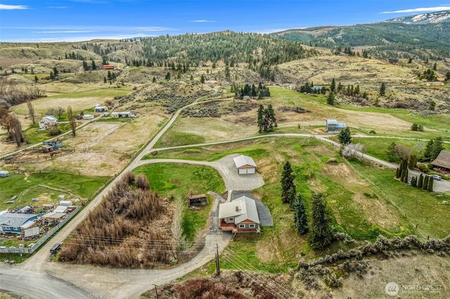 851 Wheeler Hill Road, Wenatchee, WA 98801