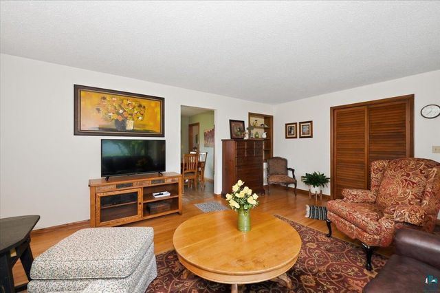 6603 Ogden Ave, Superior, WI 54880
