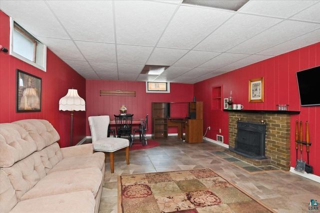 6603 Ogden Ave, Superior, WI 54880