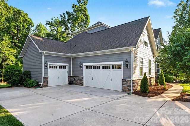 113 Cross Current Lane, Belmont, NC 28012