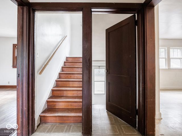 312 Cossell Drive, Indianapolis, IN 46224