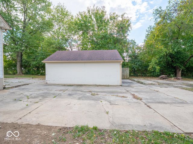 312 Cossell Drive, Indianapolis, IN 46224