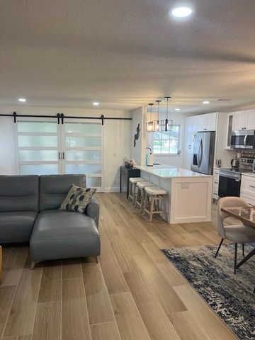 1157 S Drive Circle C, Delray Beach, FL 33445