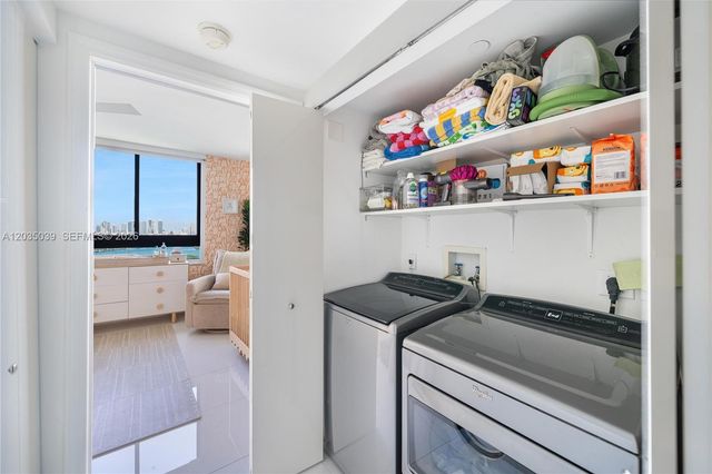 1330 W Ave 3001 3001, Miami Beach, FL 33139