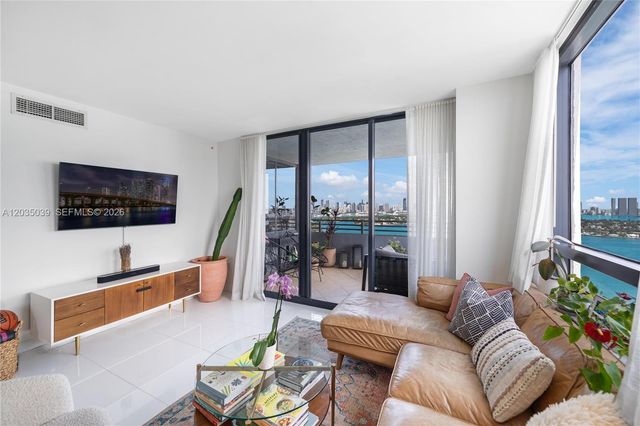 1330 W Ave 3001 3001, Miami Beach, FL 33139