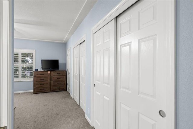 5743 Prince Edward Ln, Riverbank, CA 95367