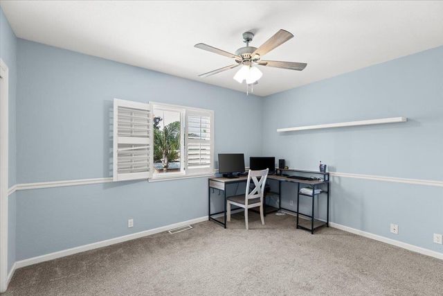 5743 Prince Edward Ln, Riverbank, CA 95367