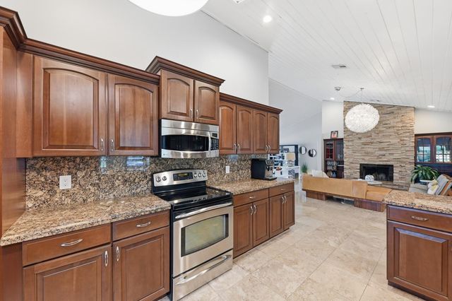 13670 Doubletree Trail, Wellington, FL 33414