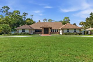13670 Doubletree Trail, Wellington, FL 33414