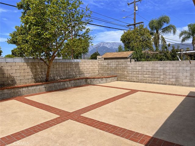 8340 Pampas, Fontana, CA 92335