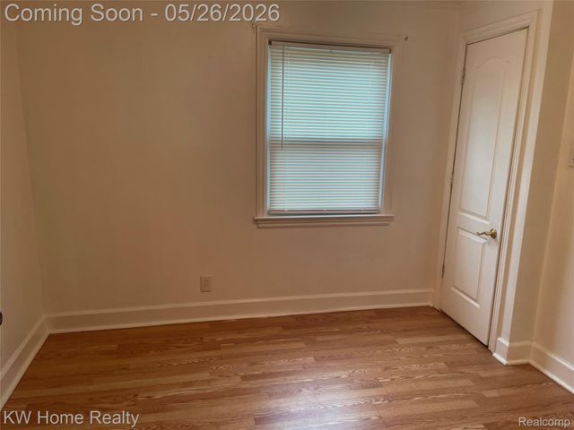 16853 Lincoln Avenue, Eastpointe, MI 48021