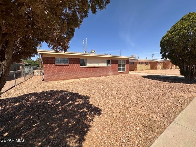 10329 WILSHIRE Drive, El Paso, TX 79924