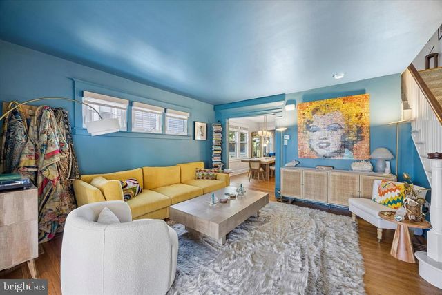 536 COUNTRY CLUB LN, Havertown, PA 19083