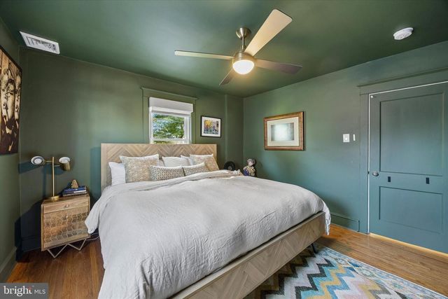 536 COUNTRY CLUB LN, Havertown, PA 19083