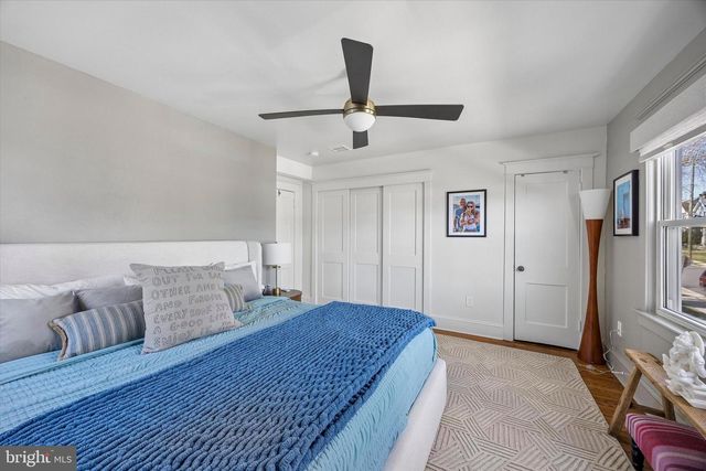 536 COUNTRY CLUB LN, Havertown, PA 19083