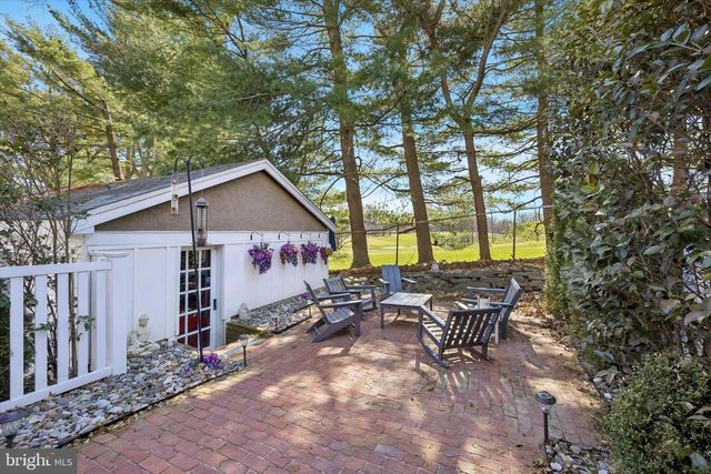 536 COUNTRY CLUB LN, Havertown, PA 19083