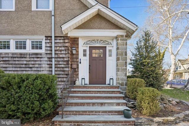 536 COUNTRY CLUB LN, Havertown, PA 19083