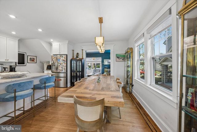 536 COUNTRY CLUB LN, Havertown, PA 19083