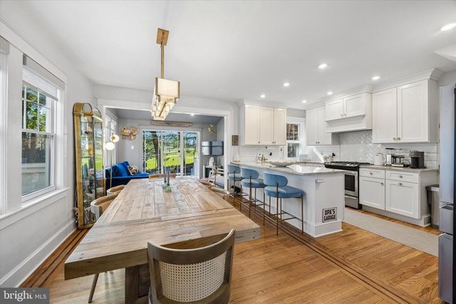 536 COUNTRY CLUB LN, Havertown, PA 19083