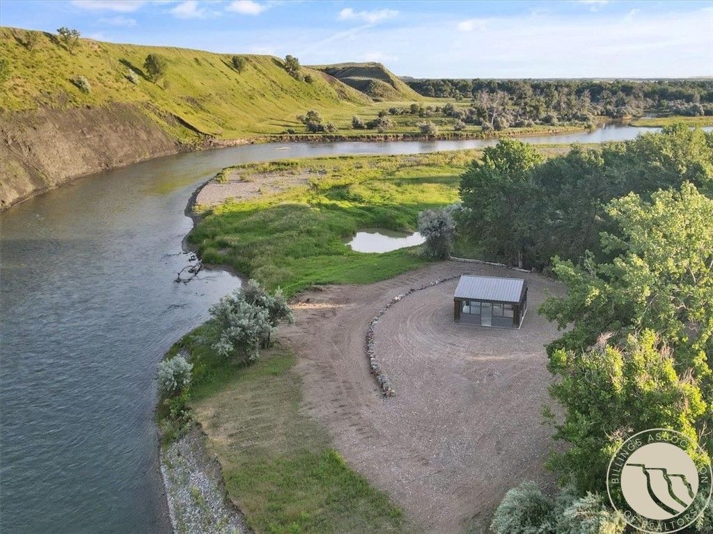 874 Allen Drive, Hardin, MT 59033 photo 4