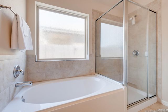 14514 Bucking Trl, San Antonio, TX 78254