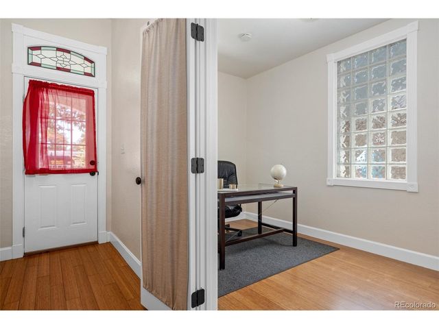 3027 Lawrence St, Denver, CO 80205